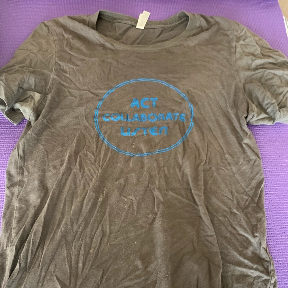 Doesn’t wear it